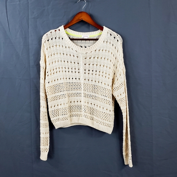 Xhilaration Cream White Mesh Knit Sweater Large - Picture 1 of 9